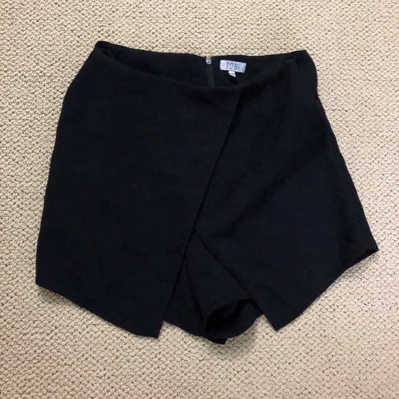 Black envelope skort - Picture 1 of 2